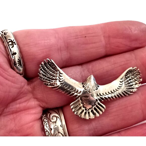 Sterling Soaring Flying Eagle pendant center piece for necklace (1602) - Picture 4 of 4